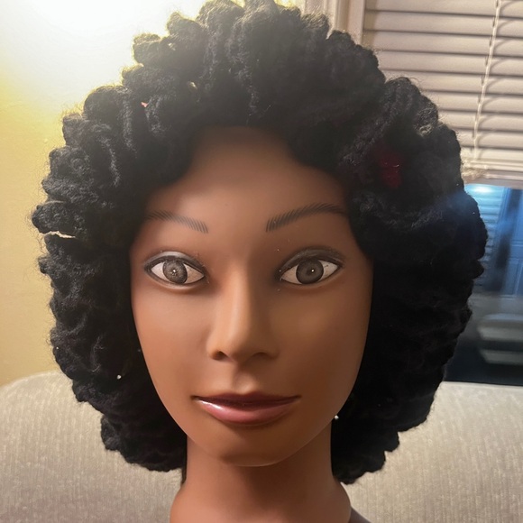 Oversized crochet granny square ruffle bucket hat - Picture 2 of 3